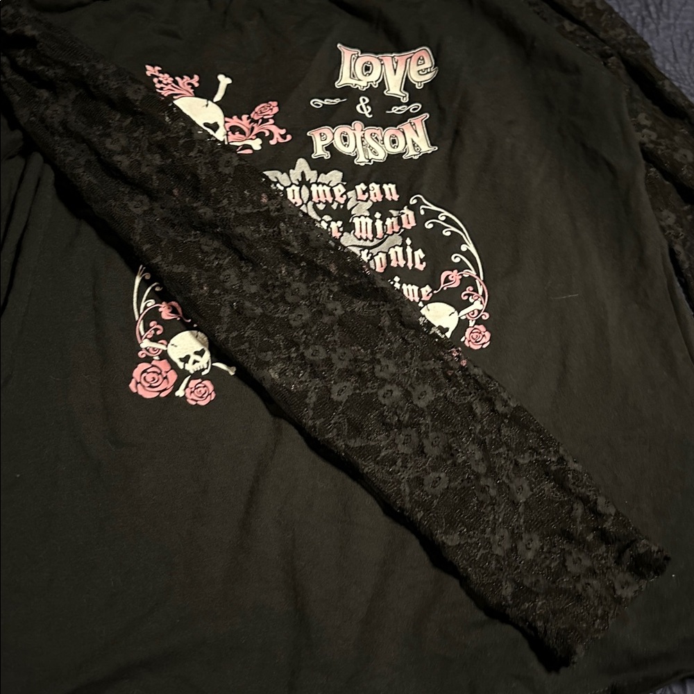 Demi Loon - Picture 3 of 5